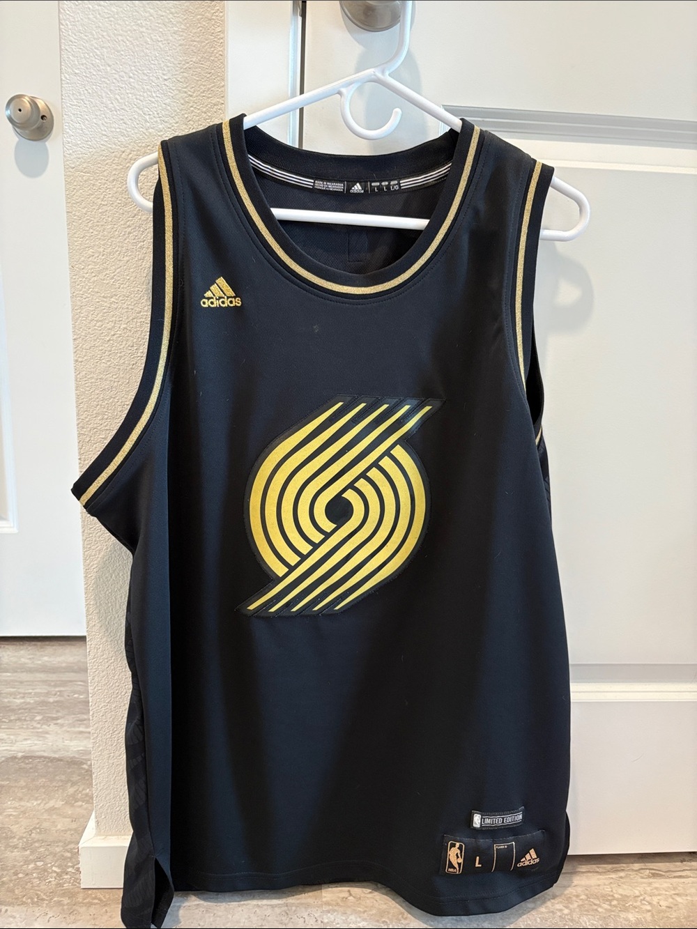 Lillard jersey